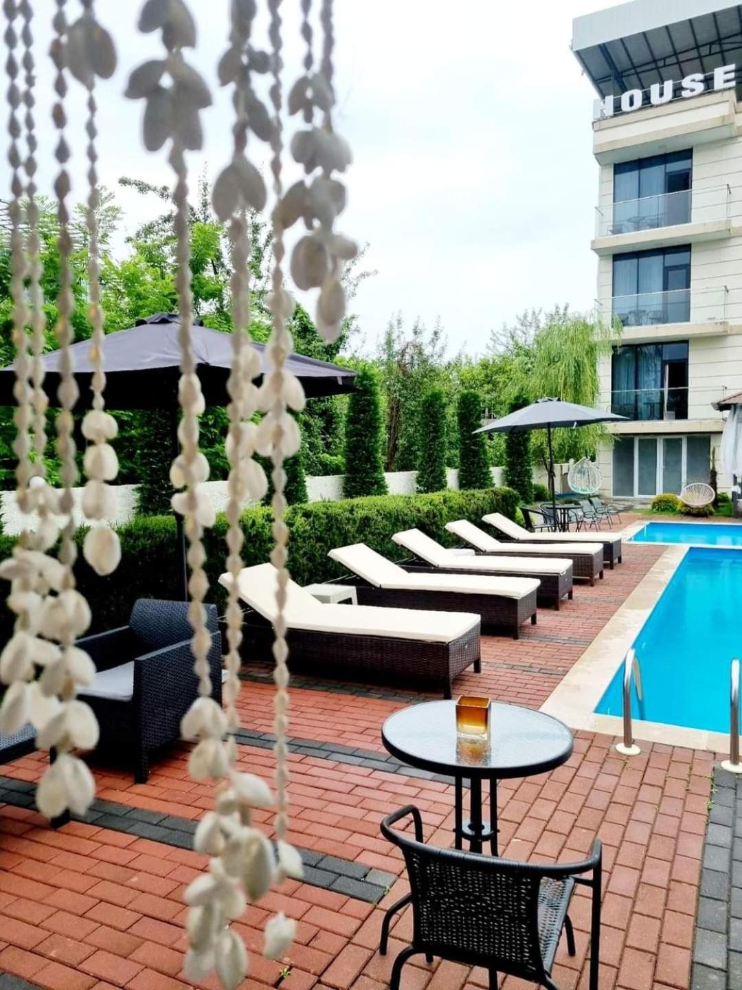 Hotel New House Kobuleti Exterior foto