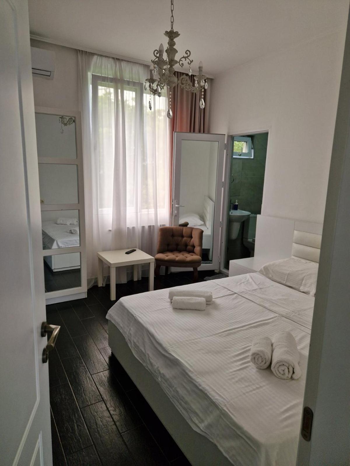 Hotel New House Kobuleti Exterior foto